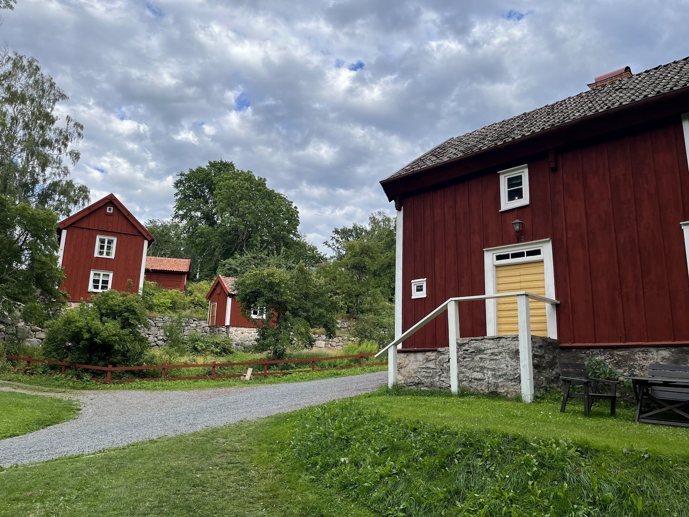 Röttle Vattenfall (Röttle Waterfall) and Röttle by